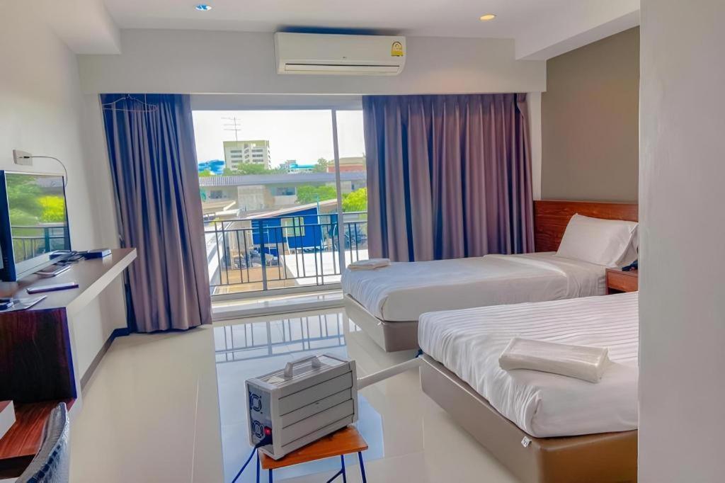 Eurotel Hotel Kanchanaburi Ngoại thất bức ảnh