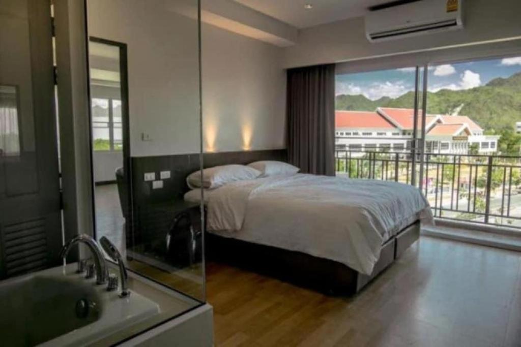 Eurotel Hotel Kanchanaburi Ngoại thất bức ảnh