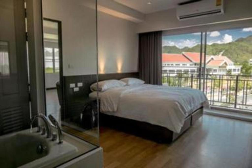 Eurotel Hotel Kanchanaburi Ngoại thất bức ảnh