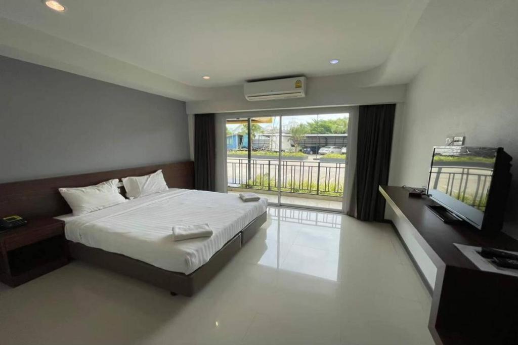 Eurotel Hotel Kanchanaburi Ngoại thất bức ảnh